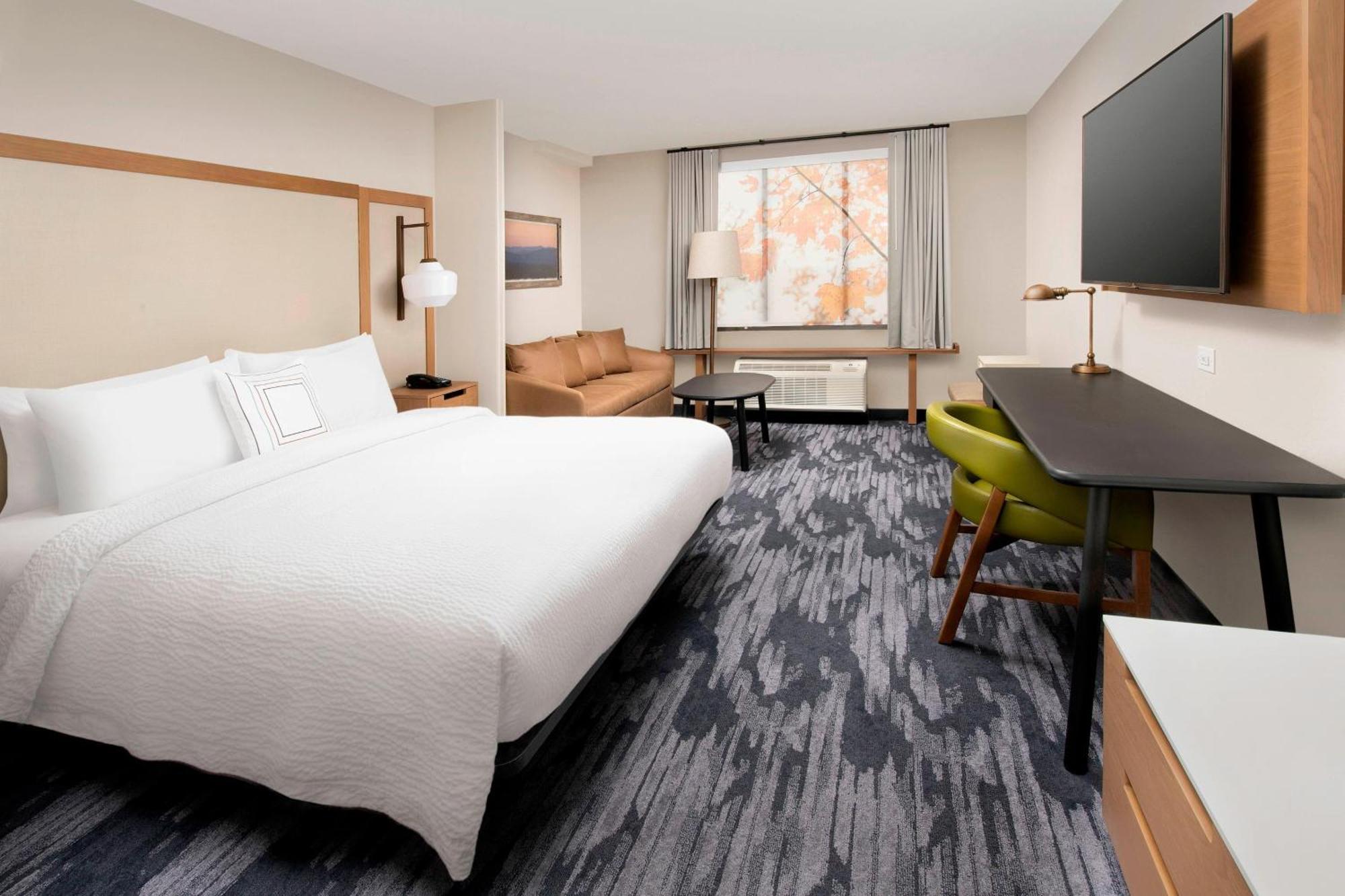 Fairfield Inn & Suites By Marriott Alexandria West/Mark Center Exterior foto