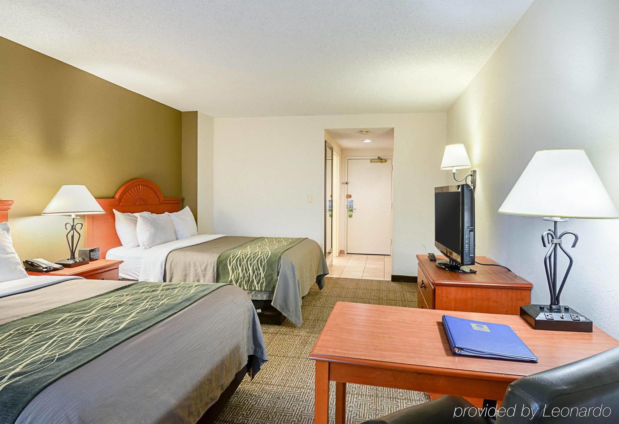 Fairfield Inn & Suites By Marriott Alexandria West/Mark Center Exterior foto