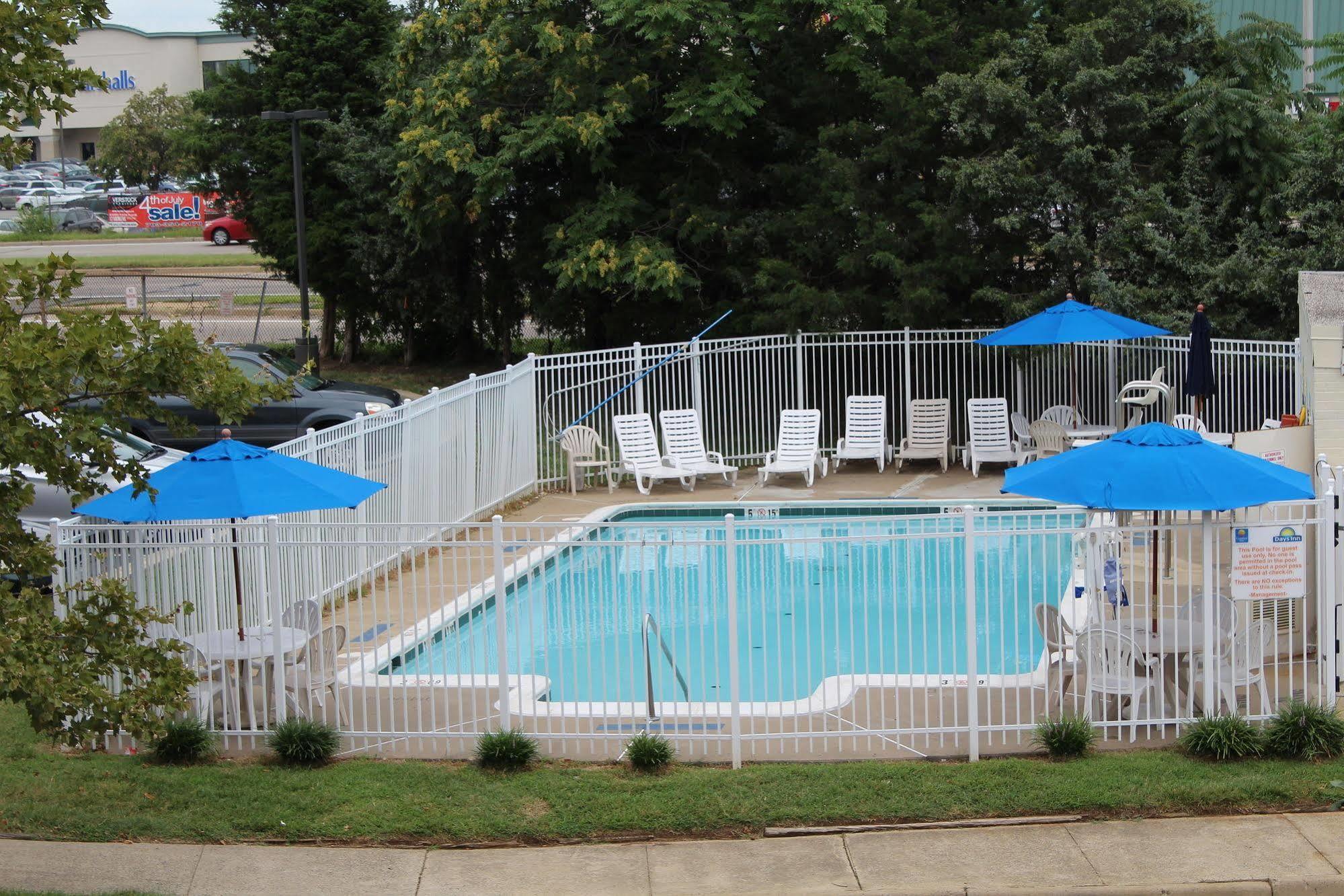 Fairfield Inn & Suites By Marriott Alexandria West/Mark Center Exterior foto